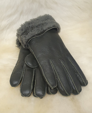 Ötujjas, nappásított, kézműves, női irha kesztyű