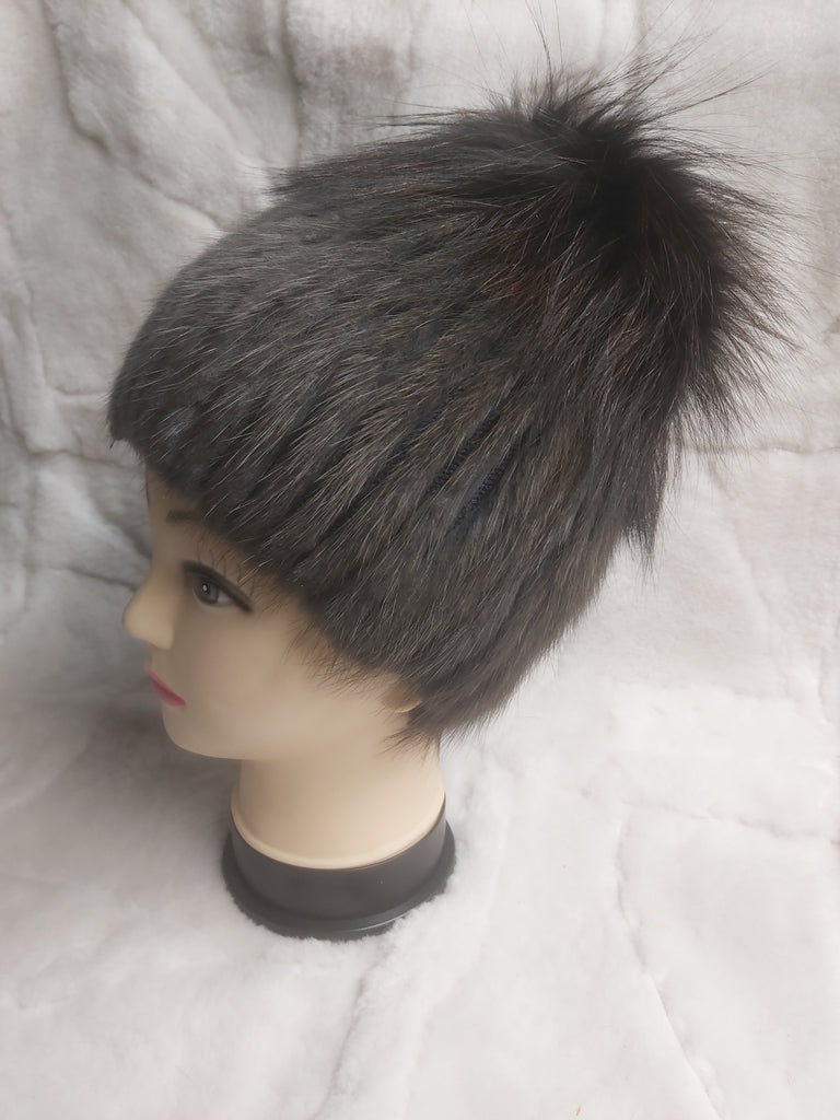 Sötétbarna színű, kézműves női szőrme sapka /gumis,kötött anyagra rádolgozott/