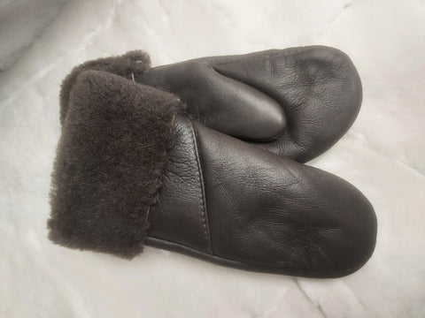 Egyujjas,  kézműves barna színű női irha kesztyű