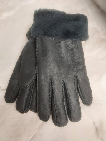 Ötujjas, nappásított, kézműves, női irha kesztyű