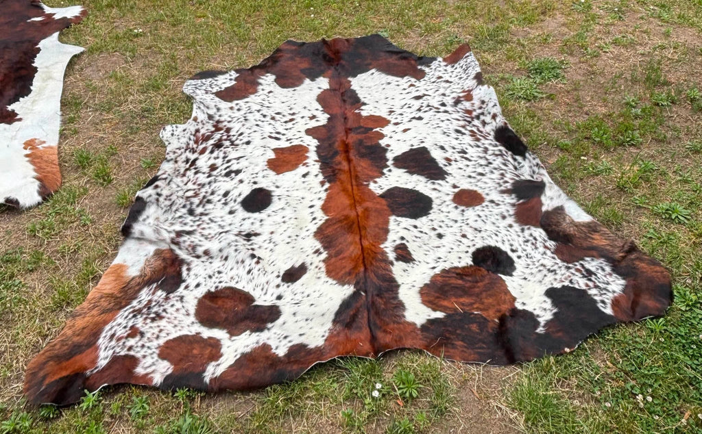 Tricolor mintázatú dekoratív bőr /marhabőr/